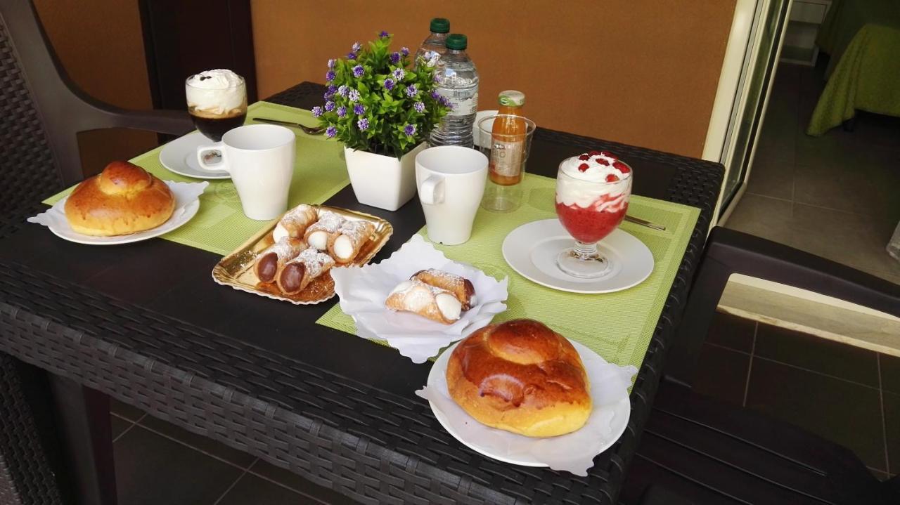 I Granai Messina Bed & Breakfast Exterior foto