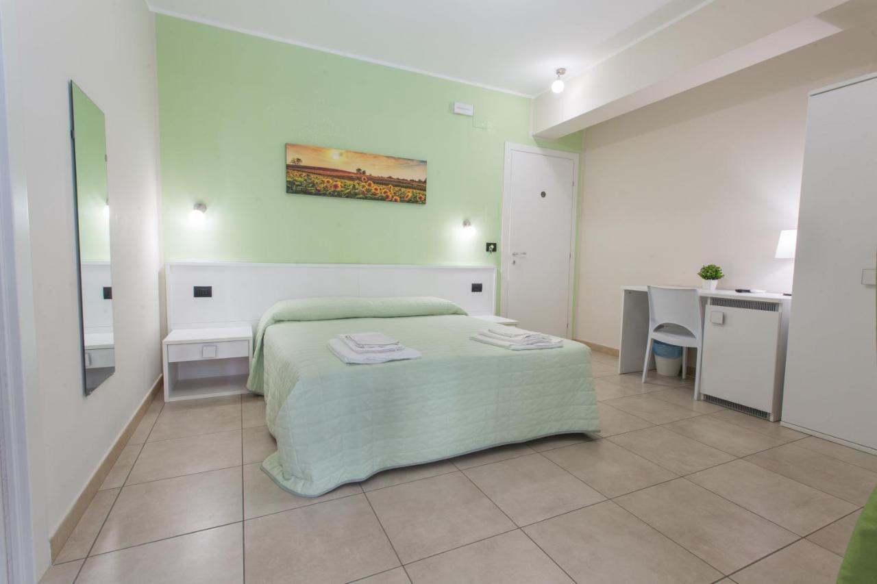 I Granai Messina Bed & Breakfast Exterior foto