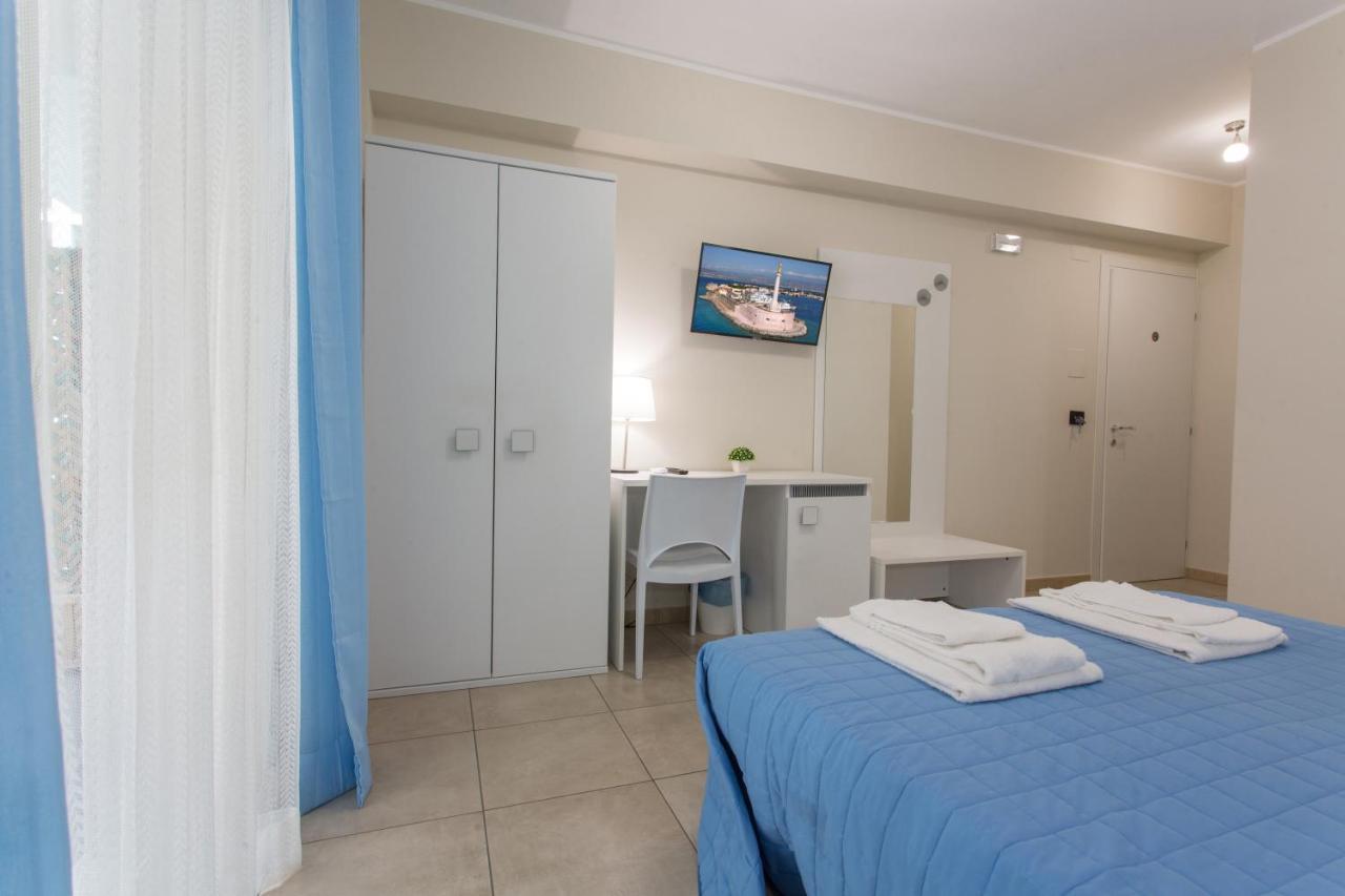I Granai Messina Bed & Breakfast Exterior foto